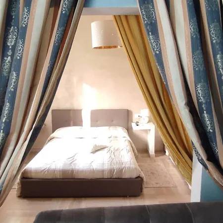 Ad Astra Rooms-2